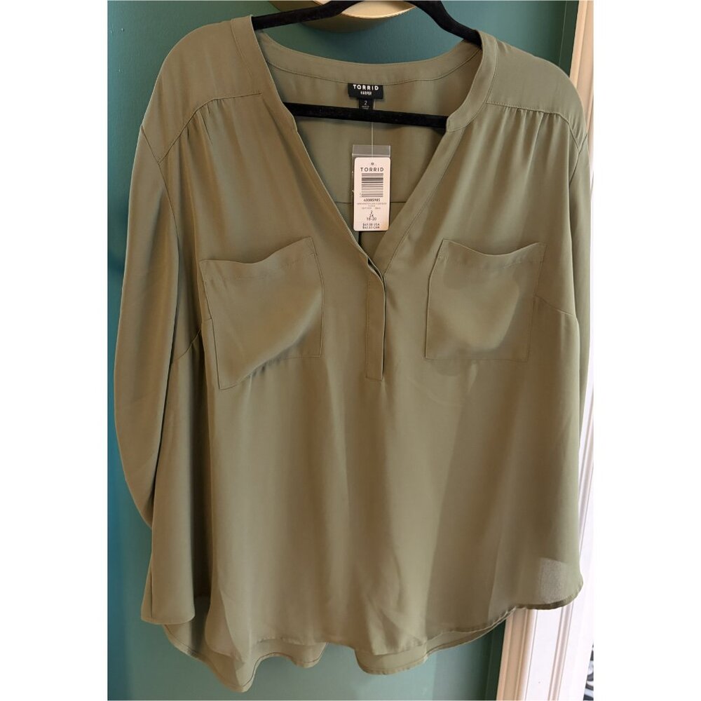 TORRID HARPER BLOUSE NWT